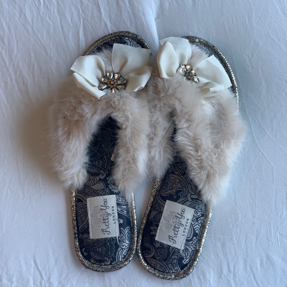 Pretty You London | Women's Slippers
